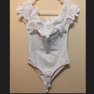 🌸 Off the Shoulder Body Suit 🌸